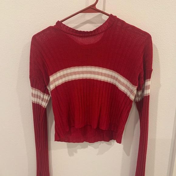 long sleeve sweater crop top - Picture 3 of 3